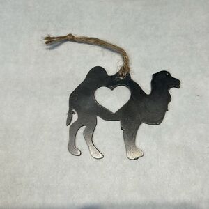 Metal Camel Ornament Heart Cutout